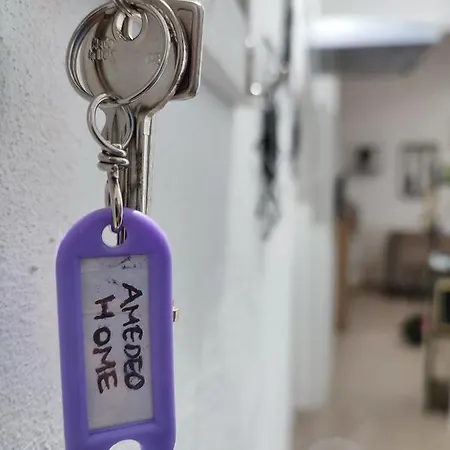 Amedeohome Apartment *